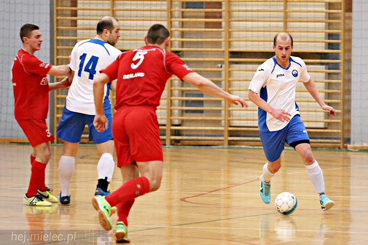 KF STAL MIELEC - GKS Berland OSiR Komprachcice 4:7