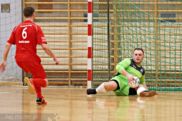 KF STAL MIELEC - GKS Berland OSiR Komprachcice 4:7