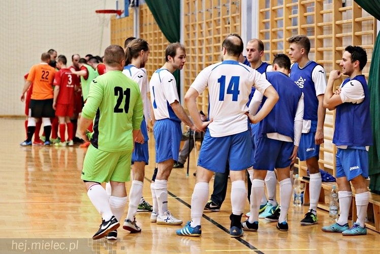 KF STAL MIELEC - GKS Berland OSiR Komprachcice 4:7