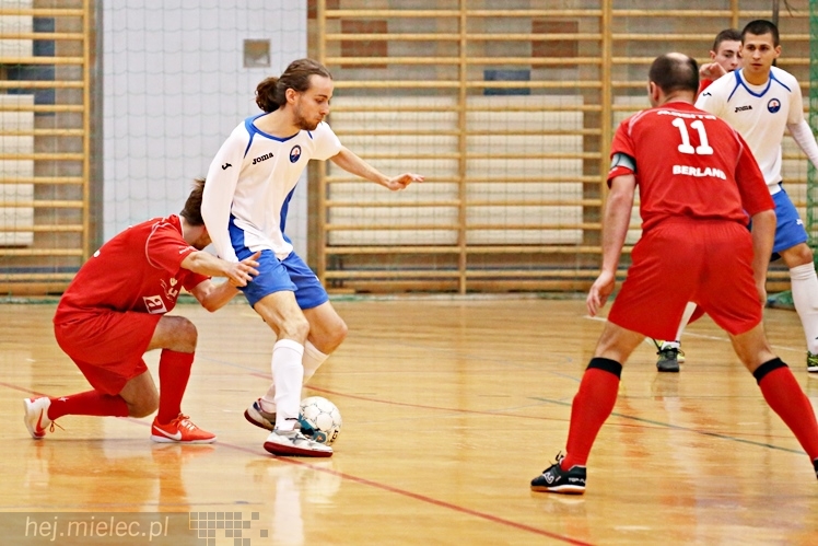 KF STAL MIELEC - GKS Berland OSiR Komprachcice 4:7