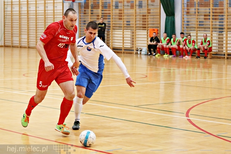 KF STAL MIELEC - GKS Berland OSiR Komprachcice 4:7