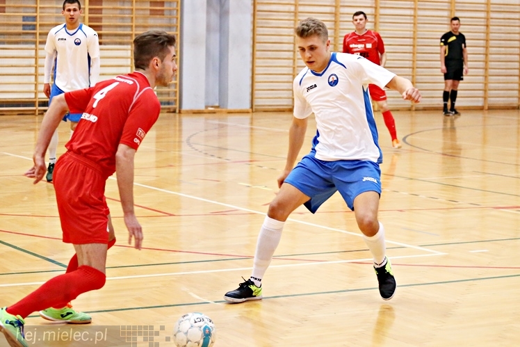 KF STAL MIELEC - GKS Berland OSiR Komprachcice 4:7