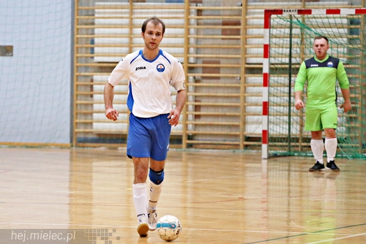 KF STAL MIELEC - GKS Berland OSiR Komprachcice 4:7