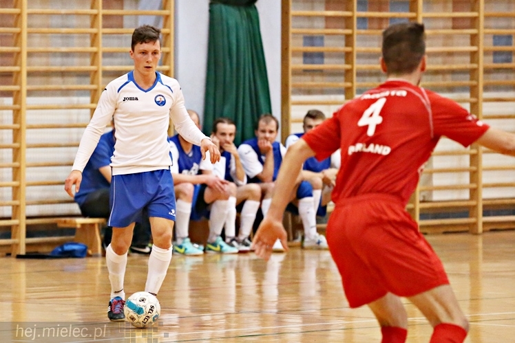 KF STAL MIELEC - GKS Berland OSiR Komprachcice 4:7