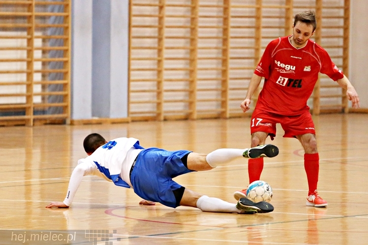 KF STAL MIELEC - GKS Berland OSiR Komprachcice 4:7