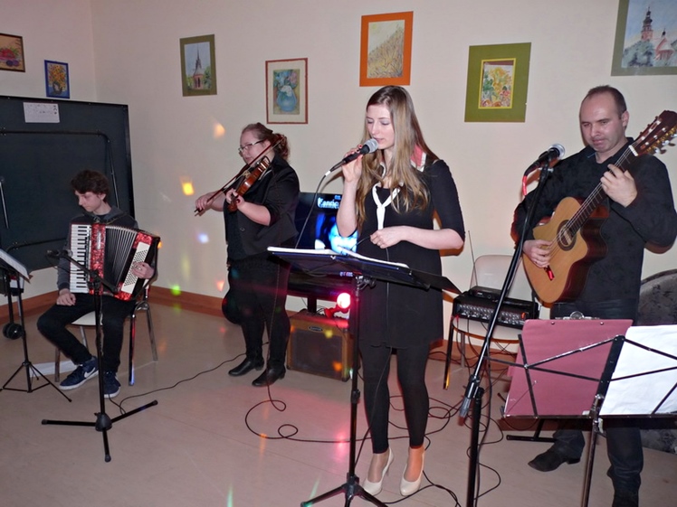 Cantica Romanza zagrała dla podopiecznych Środowiskowego Domu Samopomocy