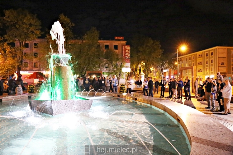 Piłkarze i kibice FKS Stali Mielec świętują awans do I ligi