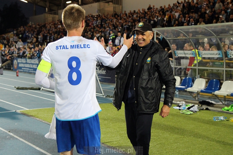 Piłkarze i kibice FKS Stali Mielec świętują awans do I ligi