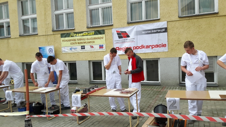 III miejsce uczniów ZSB na IV Podkarpackim Turnieju Glazurników