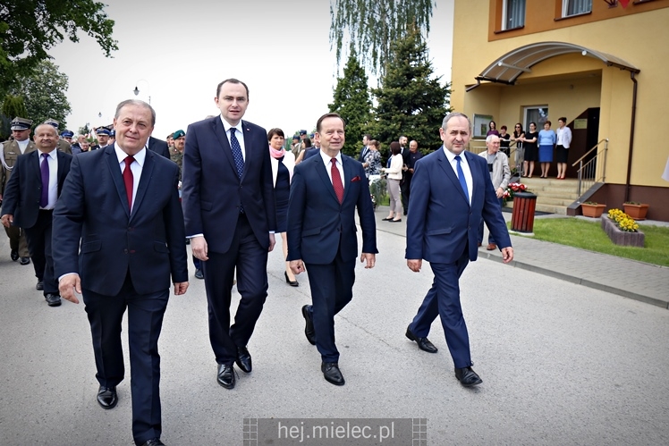 Uroczystości 135. rocznicy urodzin Generała Sikorskiego w Tuszowie Narodowym