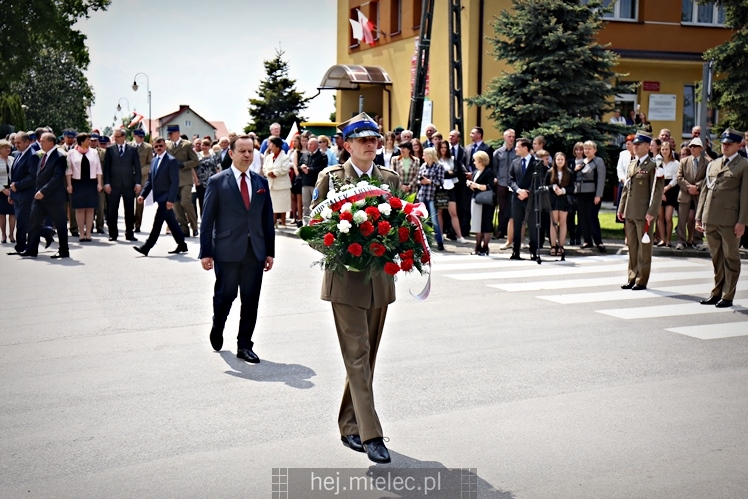 Uroczystości 135. rocznicy urodzin Generała Sikorskiego w Tuszowie Narodowym