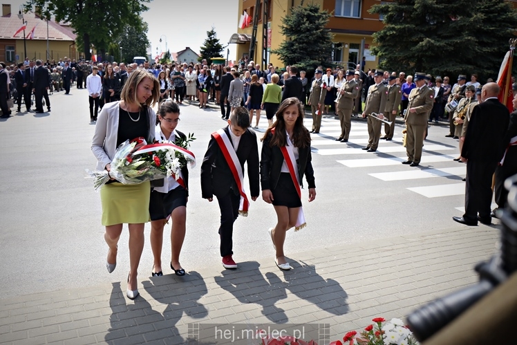 Uroczystości 135. rocznicy urodzin Generała Sikorskiego w Tuszowie Narodowym