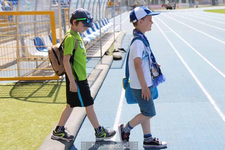 Trening pokazowy FKS Stali Mielec dla uczniów