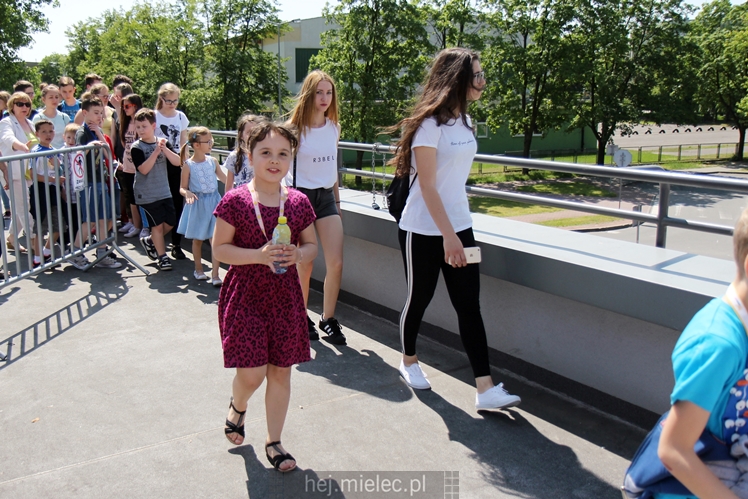 Trening pokazowy FKS Stali Mielec dla uczniów
