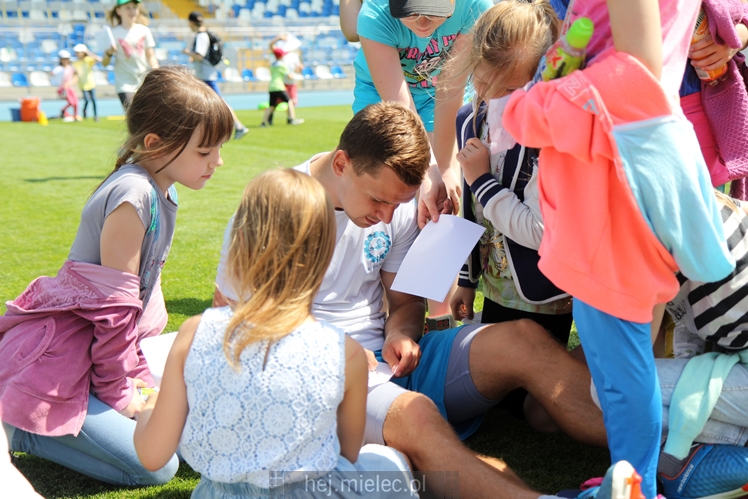 Trening pokazowy FKS Stali Mielec dla uczniów