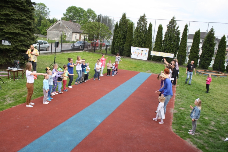 Piknik Rodzinny ?Trzymaj formę, dbaj o ciałko ? jedz warzywa oraz białko?