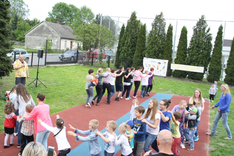 Piknik Rodzinny ?Trzymaj formę, dbaj o ciałko ? jedz warzywa oraz białko?