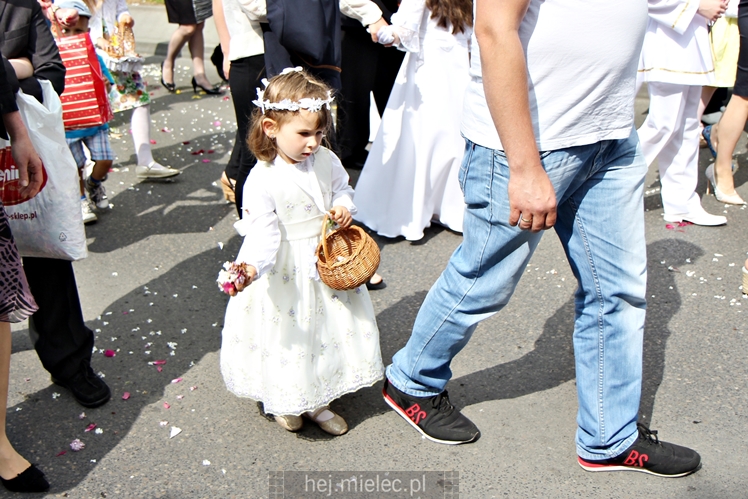 Boże Ciało: procesja parafii Matki Bożej Nieustającej Pomocy