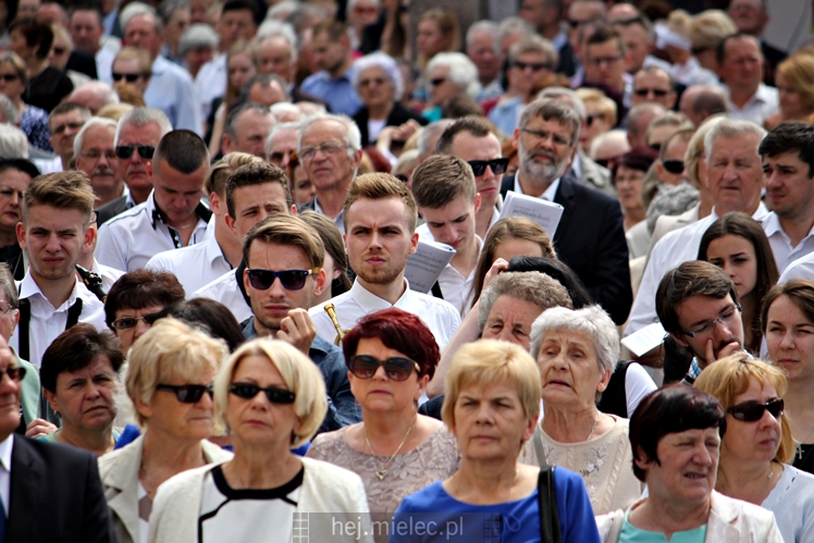 Boże Ciało: procesja parafii Matki Bożej Nieustającej Pomocy