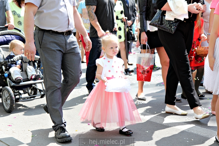 Boże Ciało: procesja parafii Matki Bożej Nieustającej Pomocy