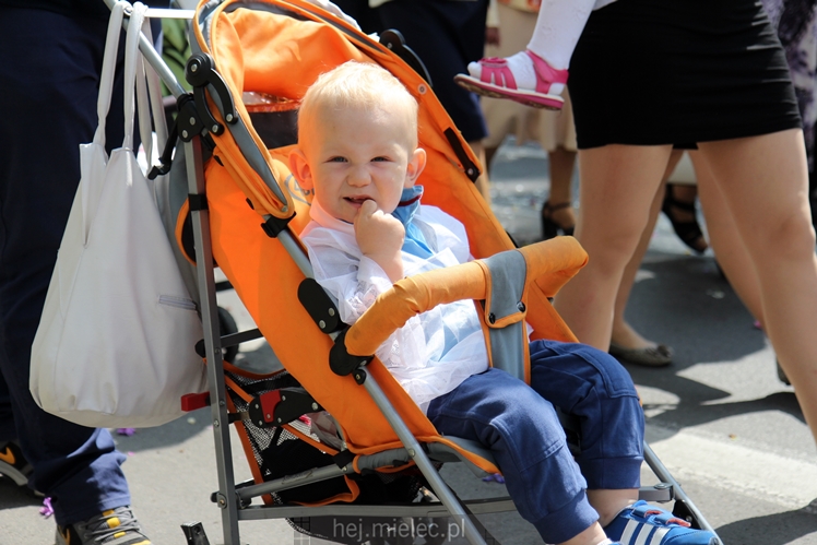 Boże Ciało: procesja parafii Matki Bożej Nieustającej Pomocy