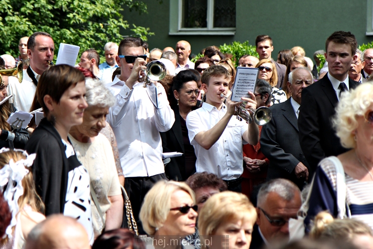 Boże Ciało: procesja parafii Matki Bożej Nieustającej Pomocy