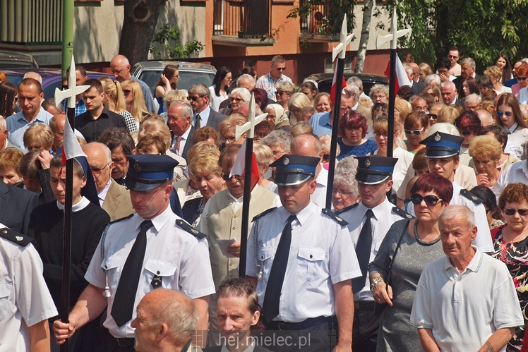 Boże Ciało: procesje w parafach pw. Ducha Świętego oraz Św. Mateusza w Mielcu
