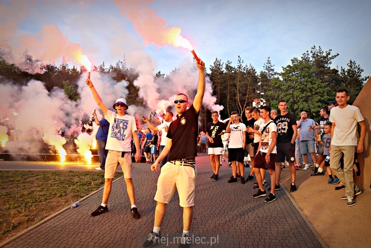 FETA PO AWANSIE! Tysiące kibiców świętowało awans na ulicach miasta - CZĘŚĆ I