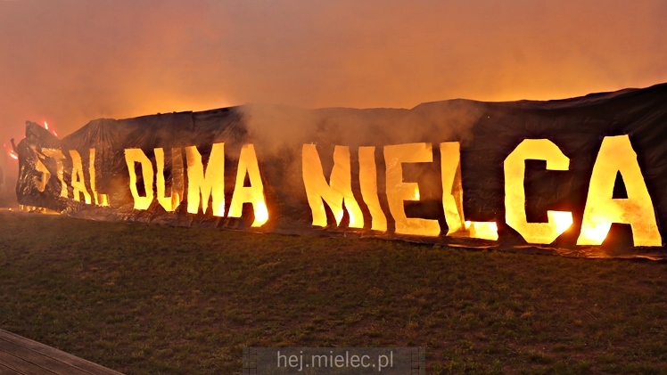 FETA PO AWANSIE! Tysiące kibiców świętowało awans na ulicach miasta - CZĘŚĆ I