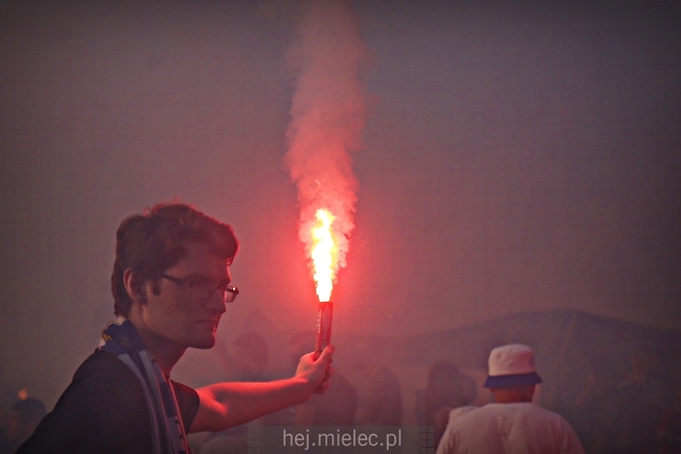 FETA PO AWANSIE! Tysiące kibiców świętowało awans na ulicach miasta - CZĘŚĆ I