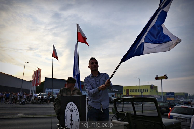 FETA PO AWANSIE! Tysiące kibiców świętowało awans na ulicach miasta - CZĘŚĆ I