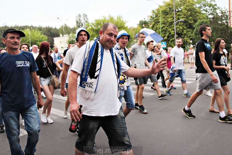 FETA PO AWANSIE! Tysiące kibiców świętowało awans na ulicach miasta - CZĘŚĆ II