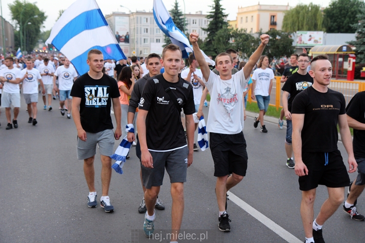 FETA PO AWANSIE! Tysiące kibiców świętowało awans na ulicach miasta - CZĘŚĆ II