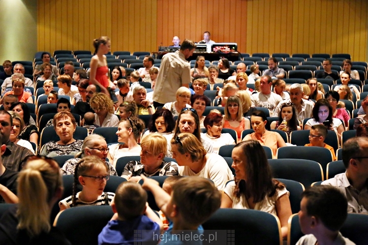 Premiera spektaklu ?Konik Garbusek? Teatru Antrakt