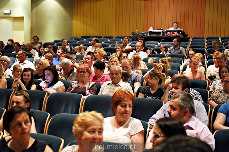 Premiera spektaklu ?Konik Garbusek? Teatru Antrakt