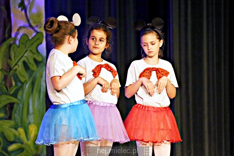 Premiera spektaklu ?Konik Garbusek? Teatru Antrakt