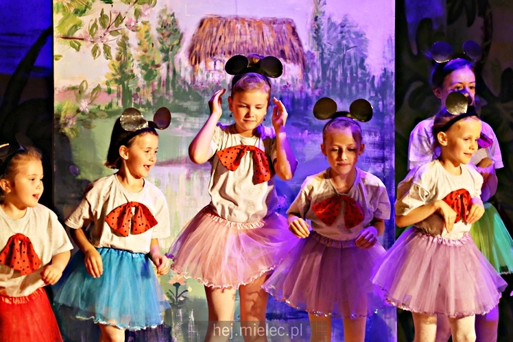 Premiera spektaklu ?Konik Garbusek? Teatru Antrakt