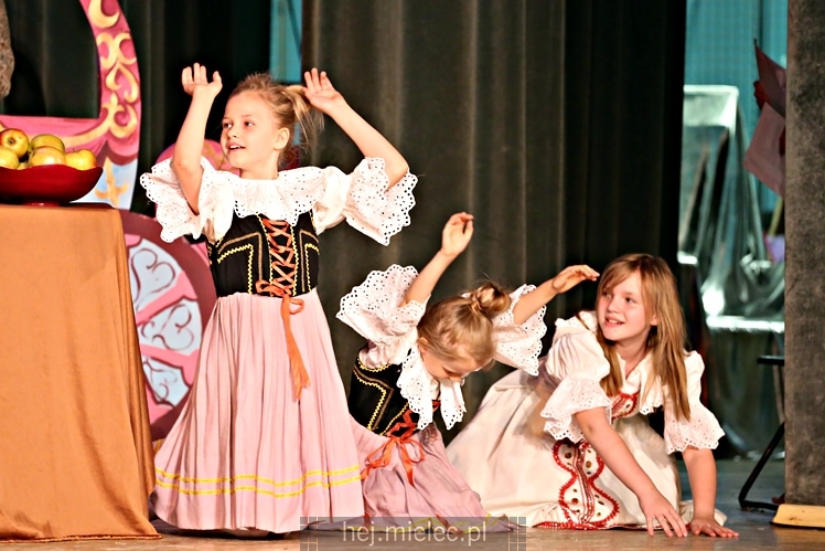 Premiera spektaklu ?Konik Garbusek? Teatru Antrakt