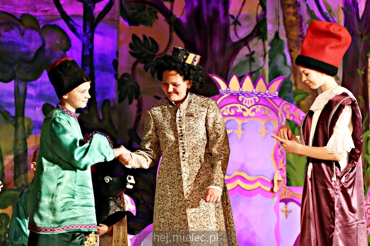 Premiera spektaklu ?Konik Garbusek? Teatru Antrakt