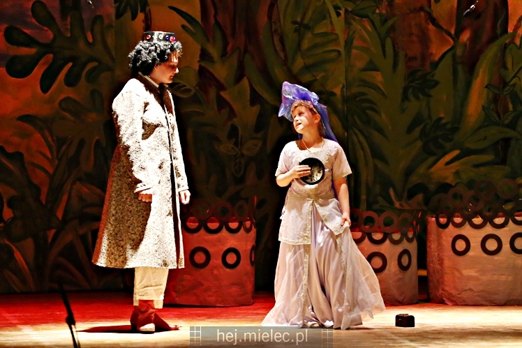 Premiera spektaklu ?Konik Garbusek? Teatru Antrakt