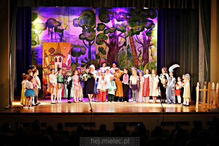 Premiera spektaklu ?Konik Garbusek? Teatru Antrakt