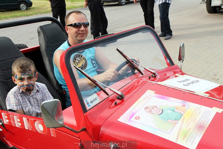 Parada Konna w Żarówce