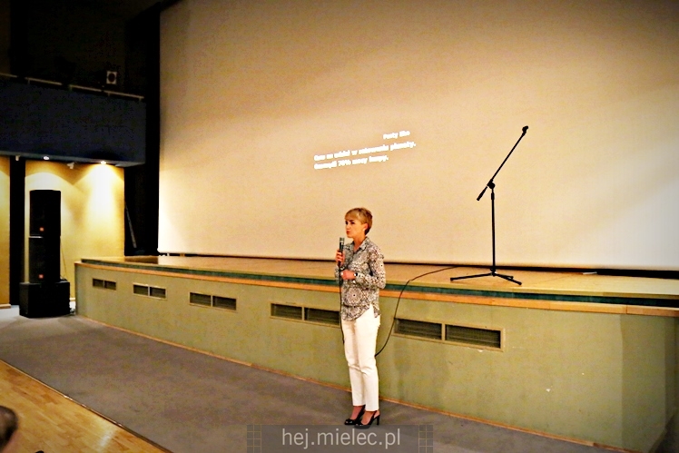 Generał Mirosław Hermaszewski z wykładem na Mieleckim Uniwersytecie Dziecięcym