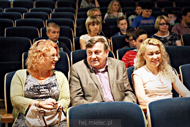 Generał Mirosław Hermaszewski z wykładem na Mieleckim Uniwersytecie Dziecięcym