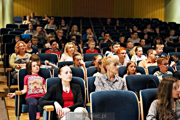 Generał Mirosław Hermaszewski z wykładem na Mieleckim Uniwersytecie Dziecięcym