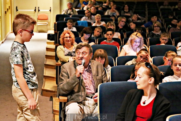 Generał Mirosław Hermaszewski z wykładem na Mieleckim Uniwersytecie Dziecięcym