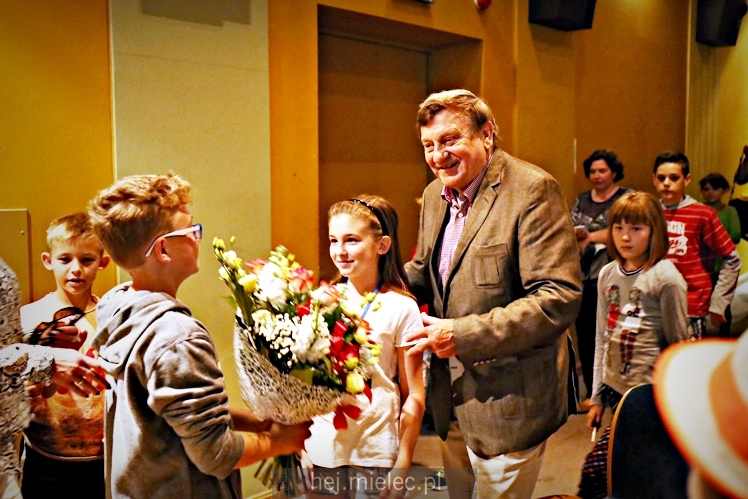 Generał Mirosław Hermaszewski z wykładem na Mieleckim Uniwersytecie Dziecięcym