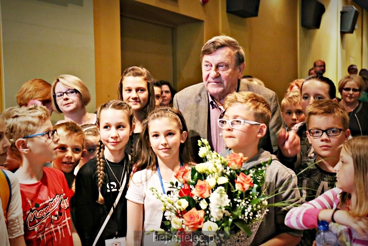 Generał Mirosław Hermaszewski z wykładem na Mieleckim Uniwersytecie Dziecięcym