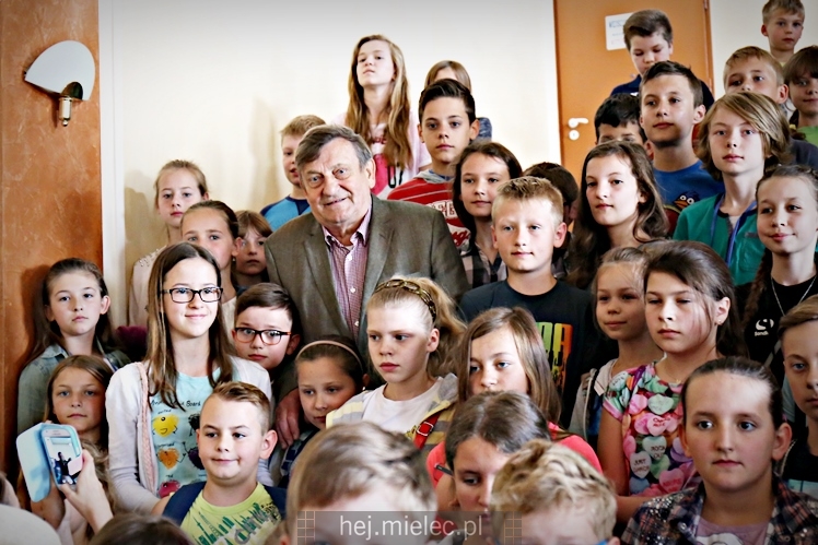 Generał Mirosław Hermaszewski z wykładem na Mieleckim Uniwersytecie Dziecięcym