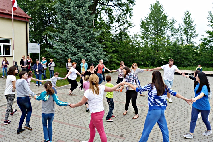 Piknik rodzinny z okazji Dnia Dziecka 2016 w Dulczy Małej